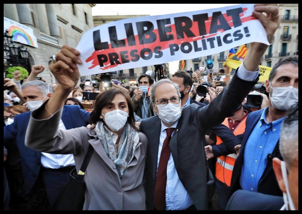 Quim Torra na saída do Palácio da Generalitat