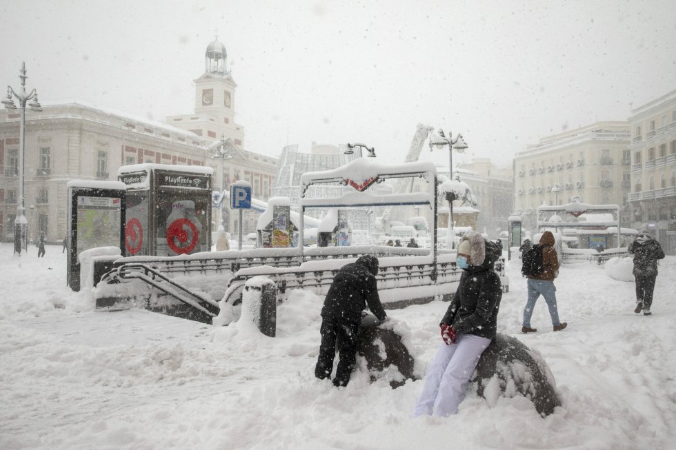 Madri nevasca Puerta del Sol