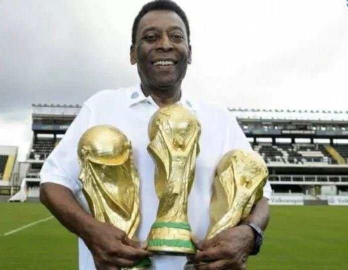 Pelé Eterno